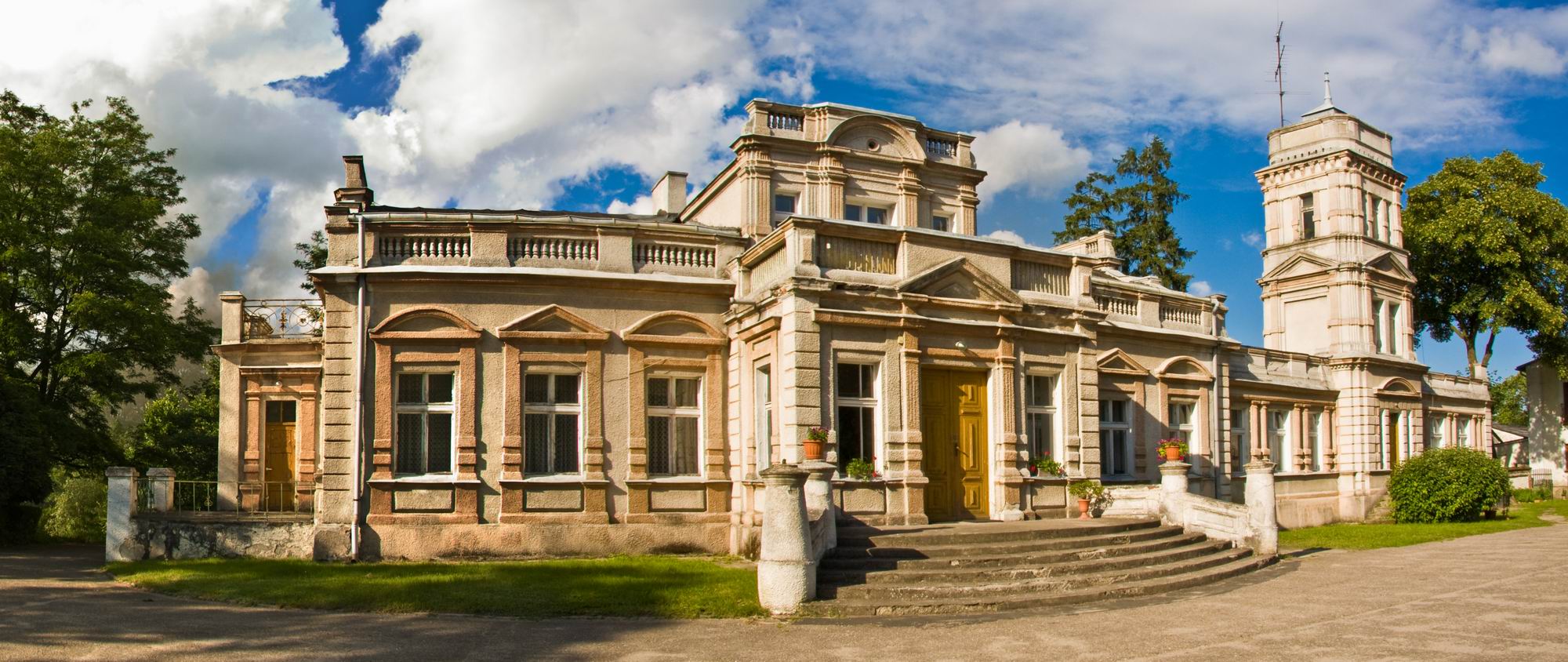 Mieczownica - pałac