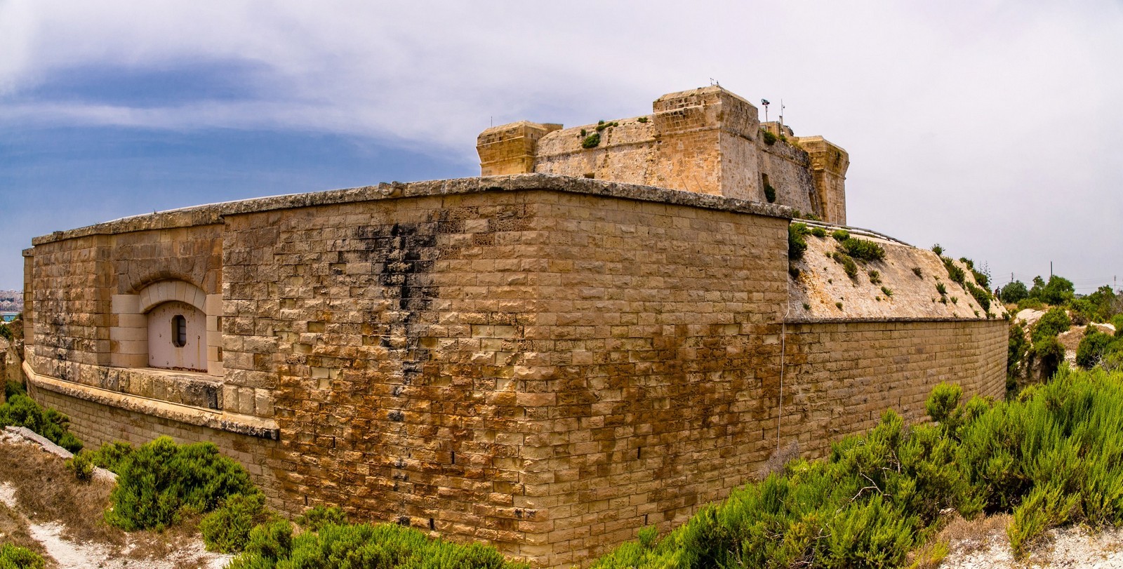Fort St Lucjan 1