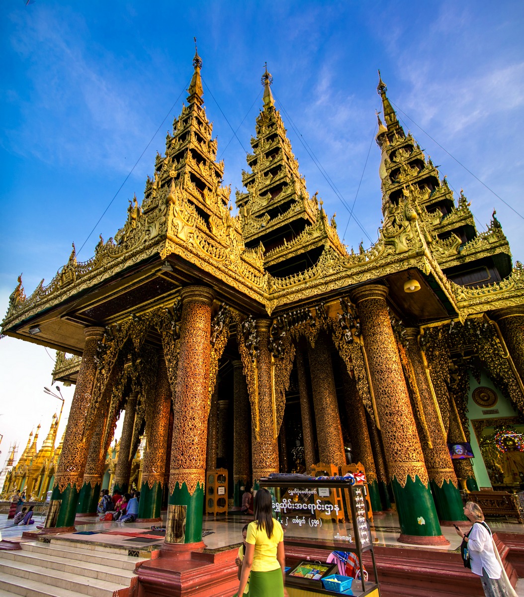 Myanmar Yangon Shwedagon Pagoda 07