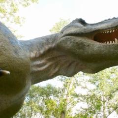 TYRANOZAUR_4.JPG
